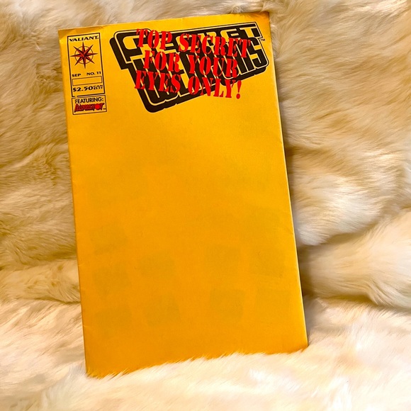 valiant Other - Vintage Secret Weapons(Aug 1994,Acclaim/Valiant) Sealed in Envelope.Comic Inside